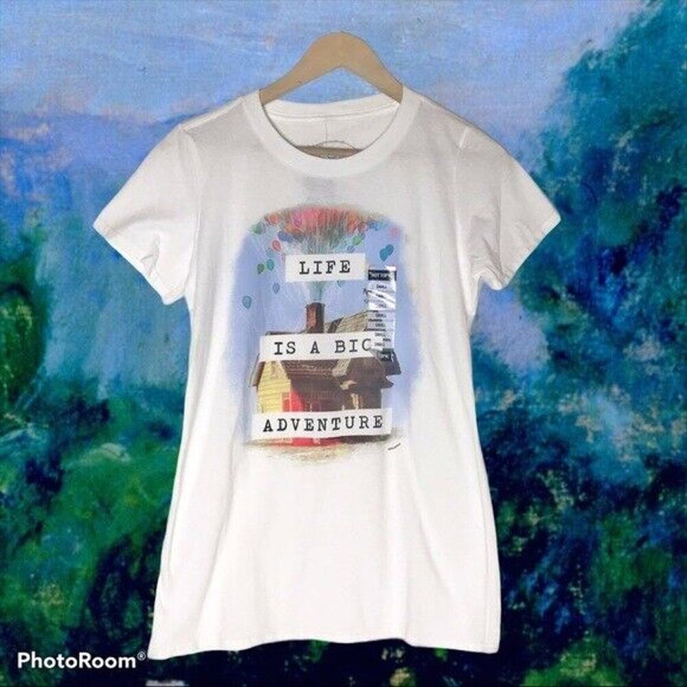 Disney Pixar NWT Women's Junior Small Up Life Is A Big Adventure Tee 100% Cotton